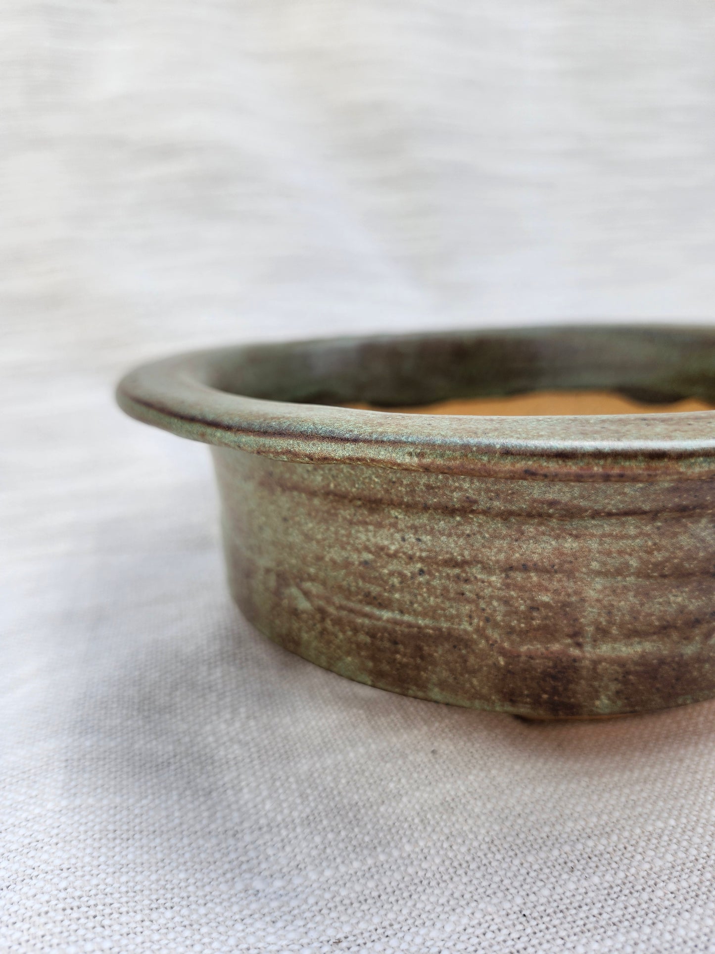 Green bonsai pot